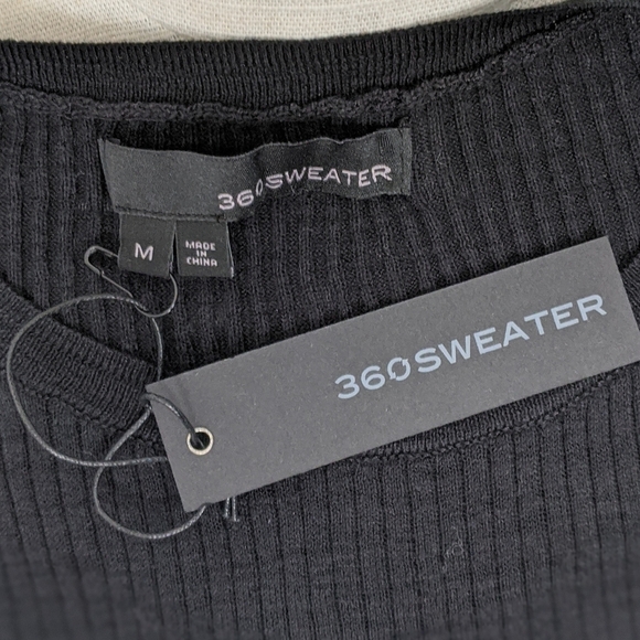 360 Sweater Knit Crew Neck Long Sleeve Striped Fitted Black Red White M NWT - Picture 11 of 12